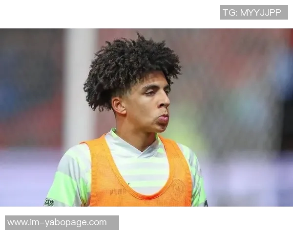 里科刘易斯坦言休赛期专注泰拳训练赛场上唯有胜利目标不变 里科刘易斯坦言休赛期专注泰拳训练赛场上唯有胜利目标不变