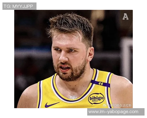 帕里什称赞东契奇体能提升赛后表现显著改善不再体力不支 帕里什称赞东契奇体能提升赛后表现显著改善不再体力不支