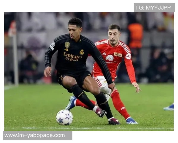 女足欧冠小组赛精彩纷呈巴萨曼联拜仁狼堡里昂携手晋级淘汰赛